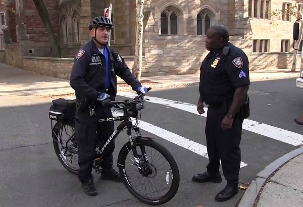 Yale University Police Protesting Delays in New Contract