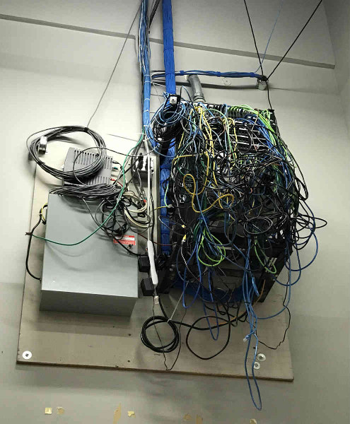 13 Horrifying Wiring Fails That Will Keep You Up at Night, slide 10