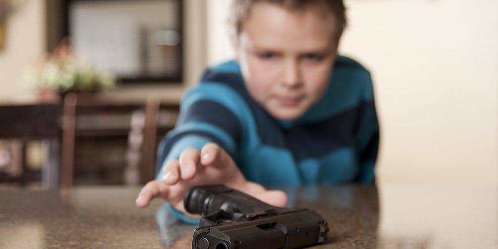 Study Links Youth Suicide and Gun Owning Households