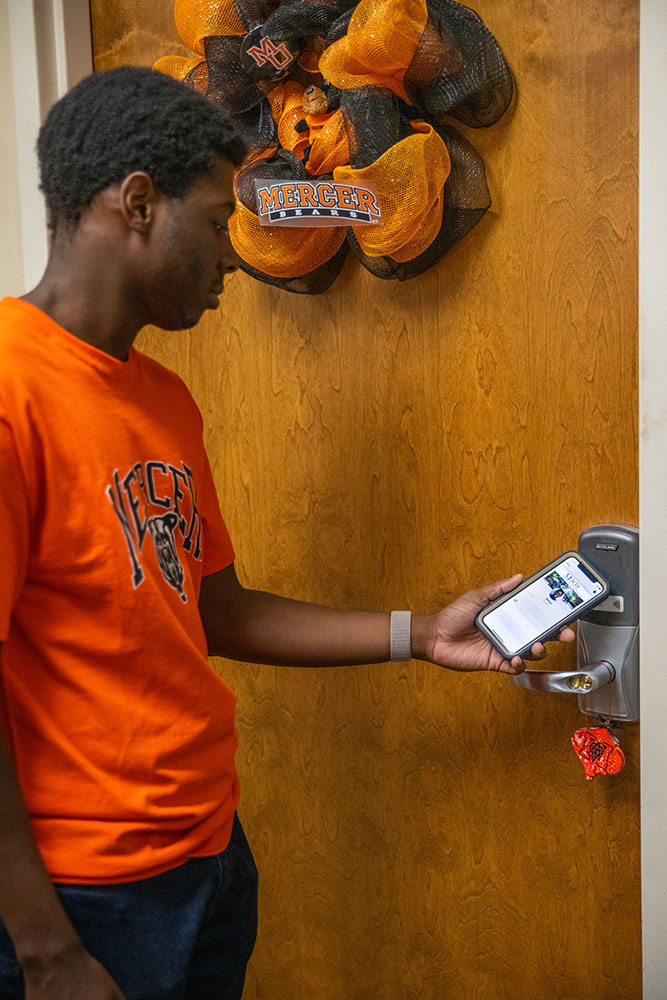 Allegion Launches Contactless IDs Using Transact Credentials, Apple Wallet, slide 3
