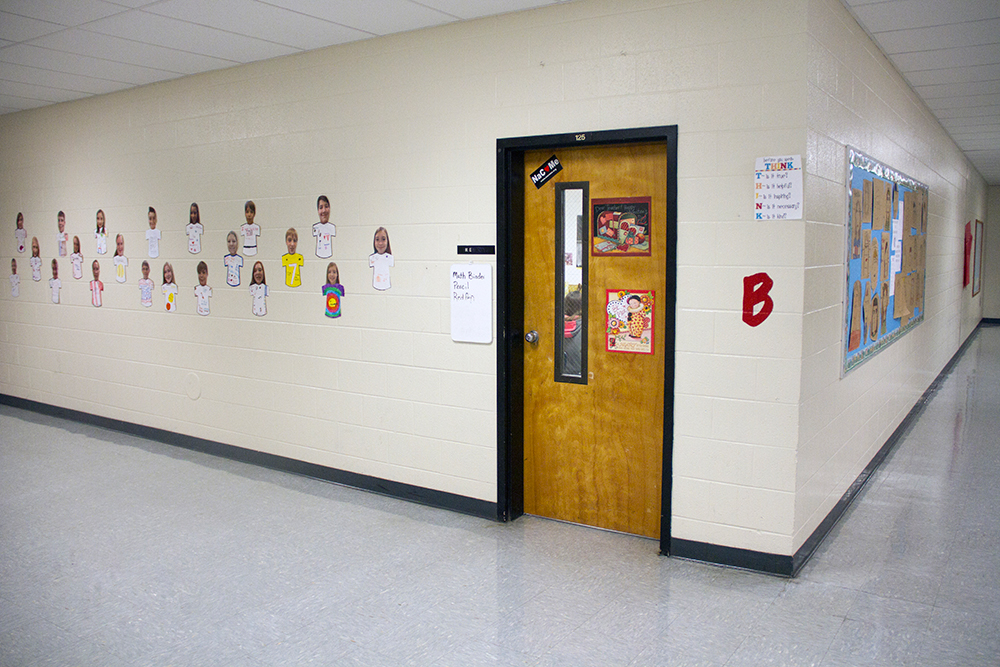 10 School Safety Dos and Don’ts Caught on Camera by Security Consultants, slide 18