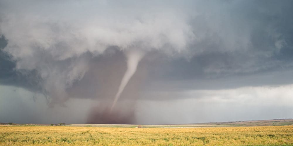 5 Severe Weather Incidents Caught on Video Surveillance