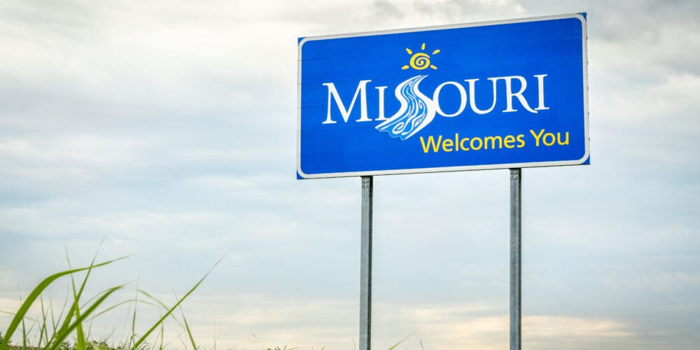 Missouri Governor Wants to Prosecute Journalist Who Found School Employee Database Vulnerability