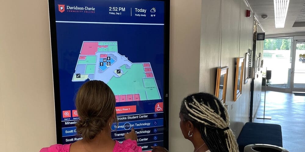 NC Community College Deploys Unified 3D Wayfinding and Digital Signage