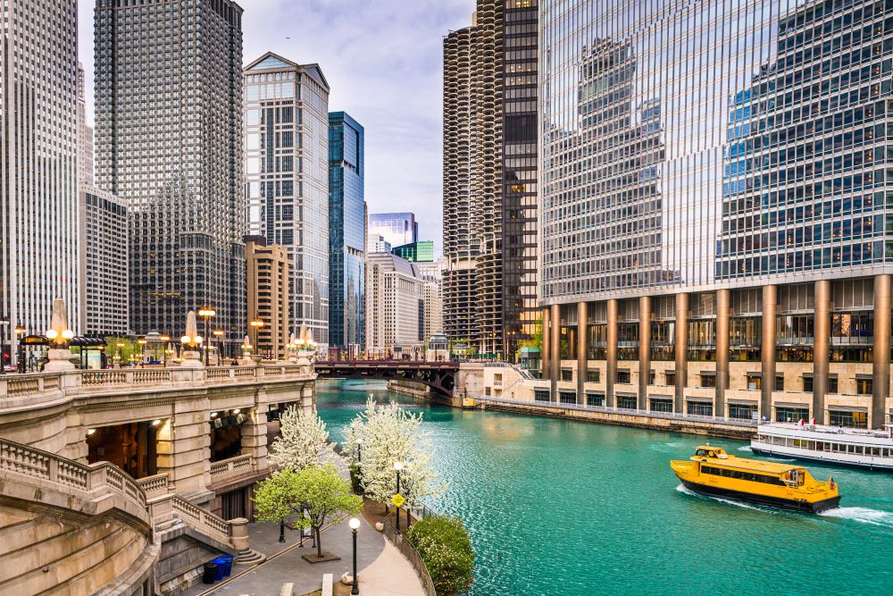 Chicago, Chicago Public Schools, CPS, Chicago Board of Education, school resource officers, SROs, police, Aramark