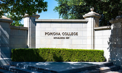 Claremont, California: 20 Students Arrested at Pomona College Pro-Palestinian Protest