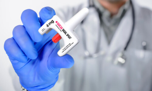 3 Washington Hospital Security Officers Help Save Man from Overdose, opioid, Naloxone, Narcan, Confluence Health