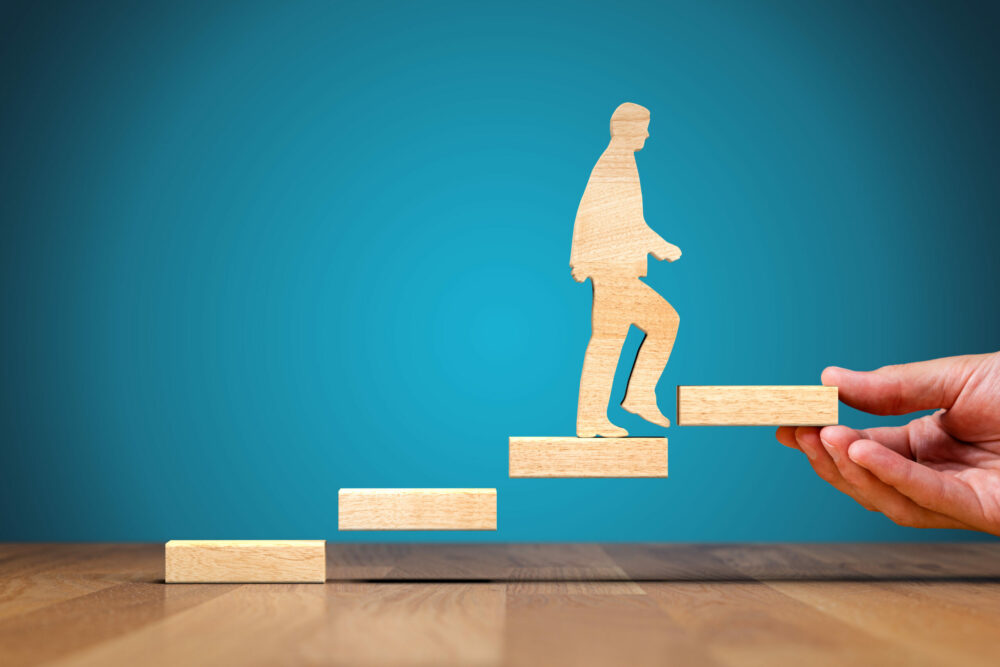 This Simple Action by Supervisors Can Boost Employee Confidence and Help Them Battle Their Depression, mentor, mental health, David Woods Bartley