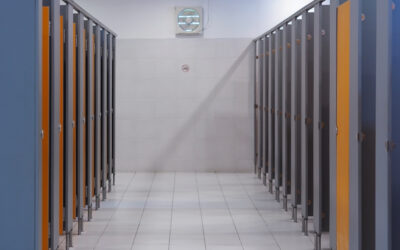 Student Vaping Prompts Texas High School to Remove Bathroom Doors