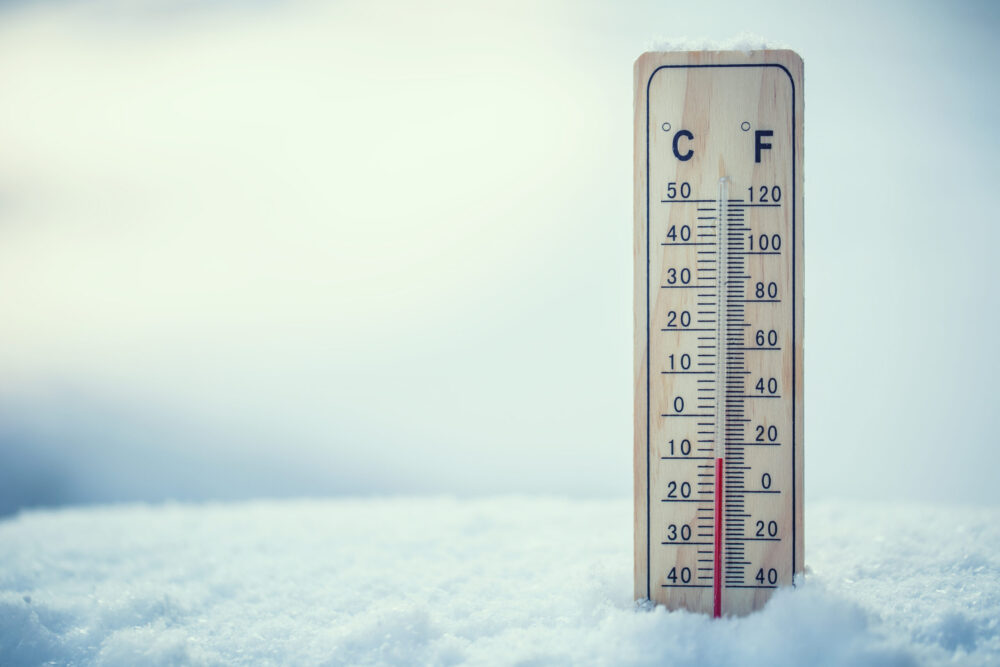 Patient Trapped on Roof of Illinois Hospital Dies of Hypothermia, Vista East Medical Center, Chelsea Adolphus, American Healthcare Systems