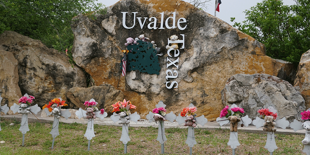 Newly released Uvalde school shooting records reveal critical security lapses, early warnings about the shooter and systemic failures in law enforcement response. Robb Elementary School Shooting, Uvalde CISD police response, Texas DPS, Pete Arredondo, Adrian Gonzales