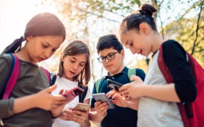 Australia Social Media Ban for Kids Under 16 Goes Into Effect: New Internet Safety Law Explained