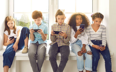 Kids and Cell Phones: Early Smartphone Use Linked to Depression, Obesity